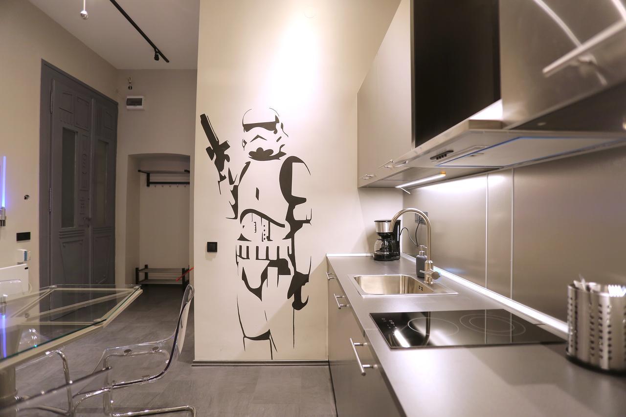 D.Five Galactic Apartment Budapeşte Dış mekan fotoğraf